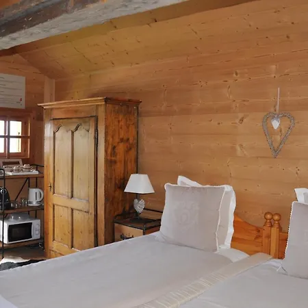 Le Mayen De Colombire Szálloda 3*