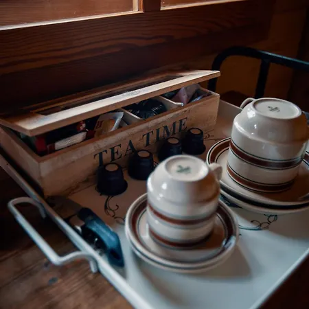 Hotel Le Mayen De Colombire