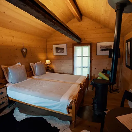 Hotel Le Mayen De Colombire 3*