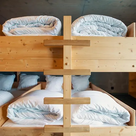 Hotel Le Mayen De Colombire 3*